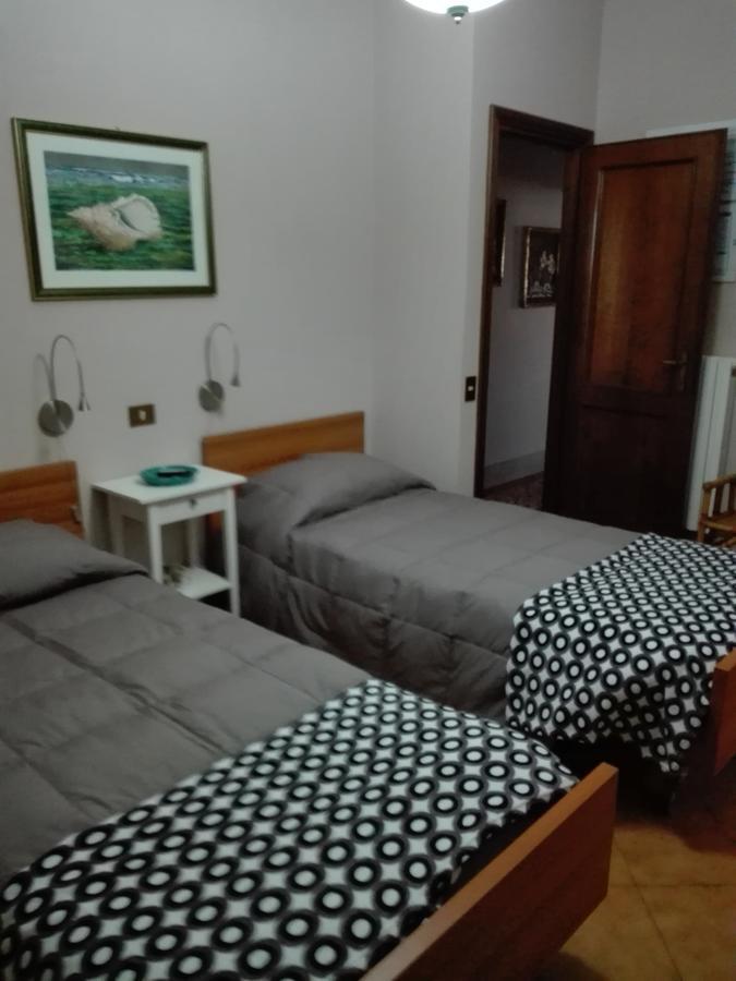 Bed and Breakfast Al Vecchio Olivo Frascati Esterno foto