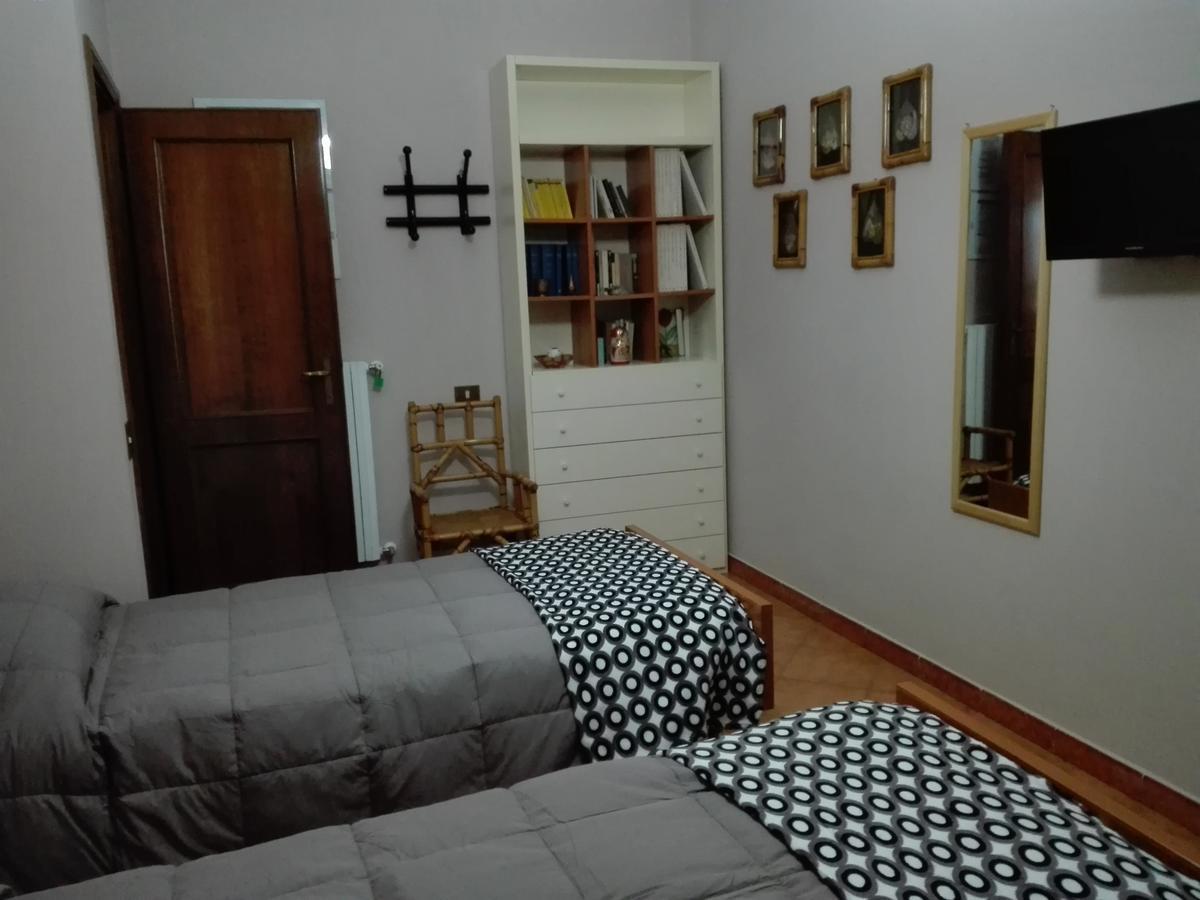 Bed and Breakfast Al Vecchio Olivo Frascati Esterno foto