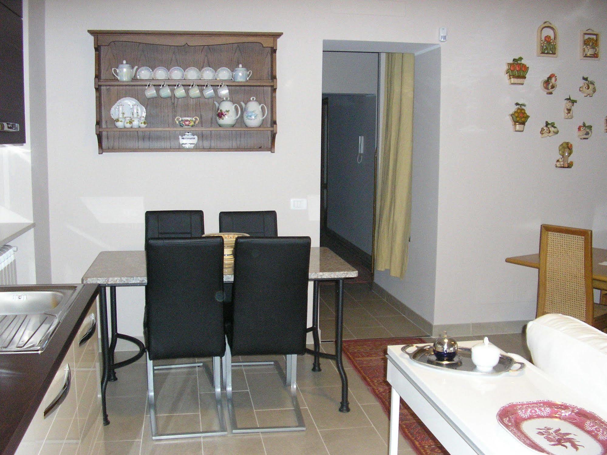 Bed and Breakfast Al Vecchio Olivo Frascati Esterno foto